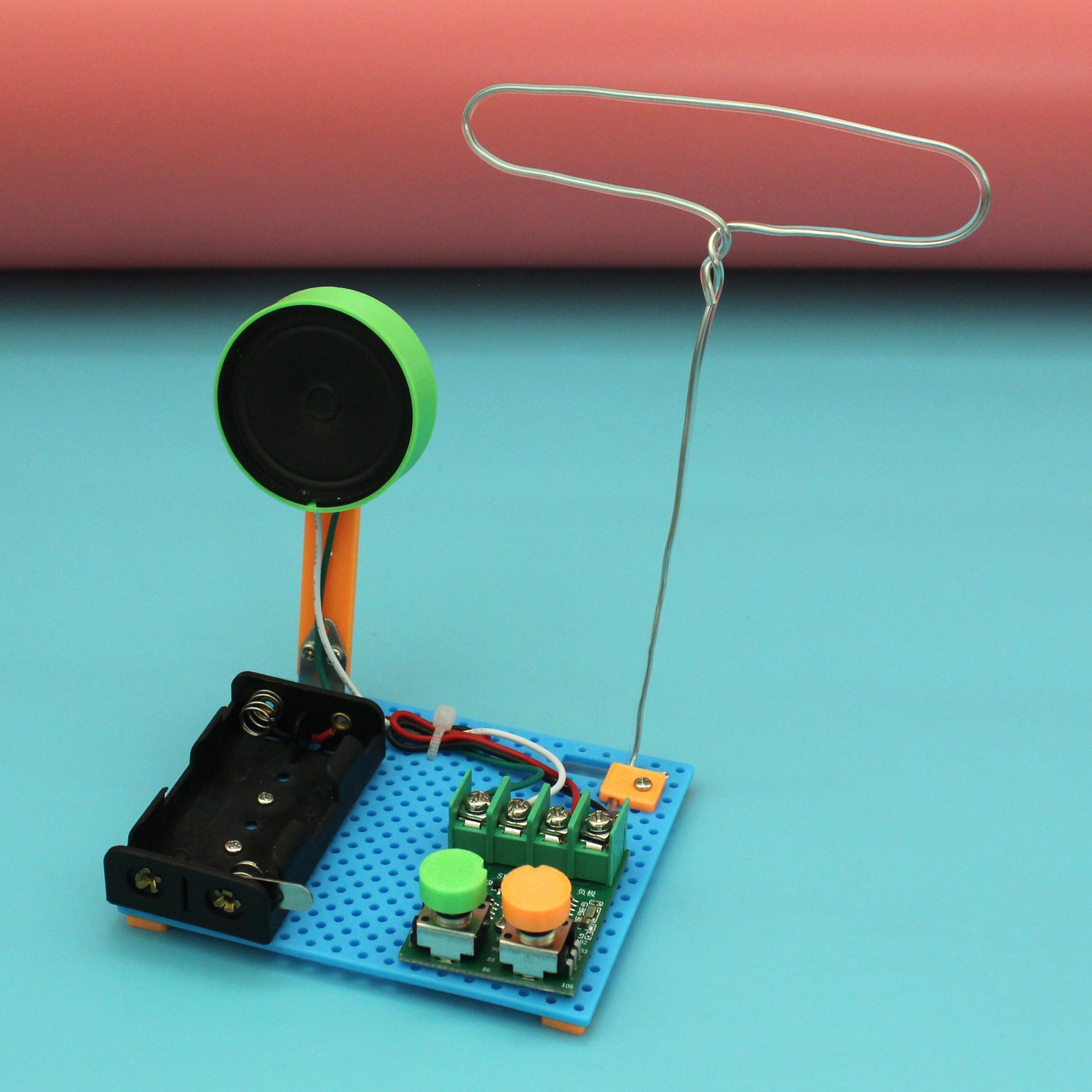 Набор для сборки ретро FM-ради – обзор и цена Diy Electronics Projects For Students