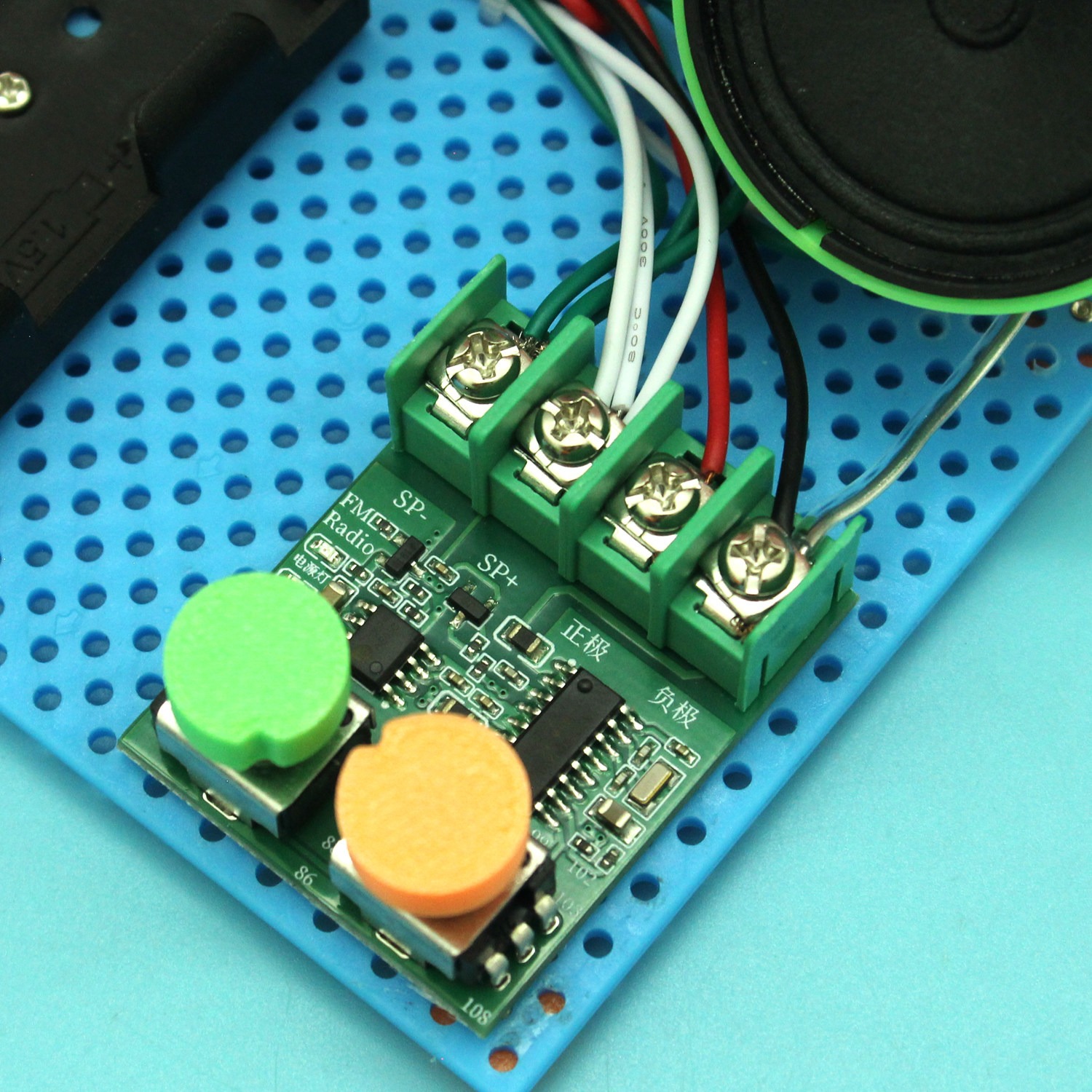 Набор для сборки ретро FM-ради – обзор и цена Diy Electronics Projects For Students